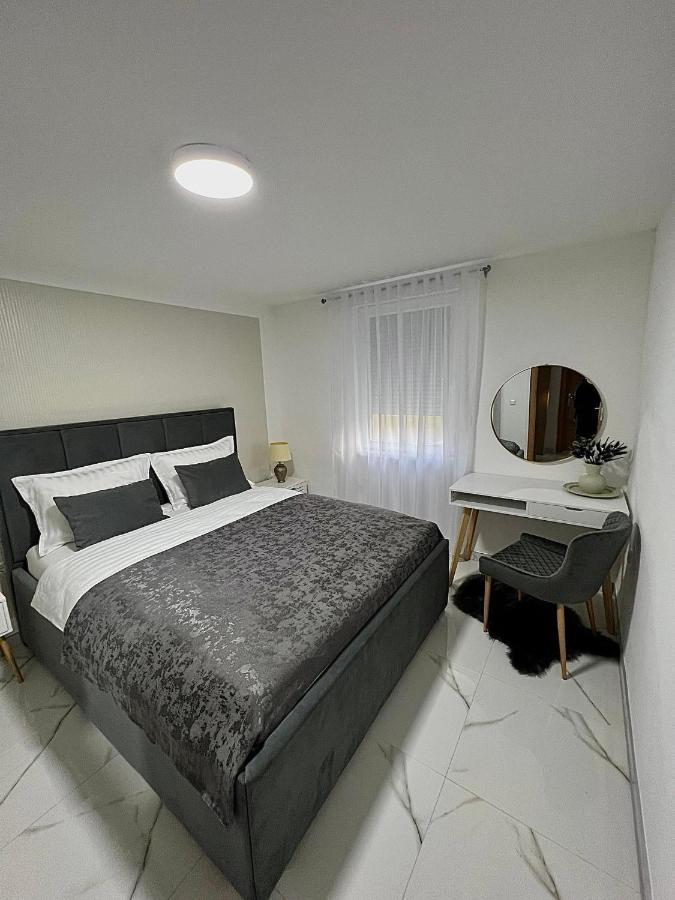 Crystal Racic Villa Bihać Eksteriør bilde